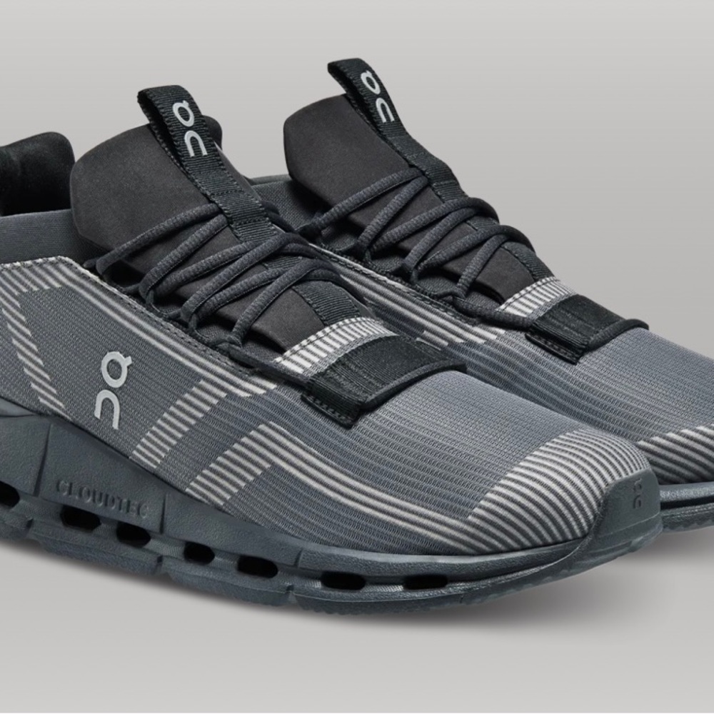 On Cloud CloudNova Sneakers